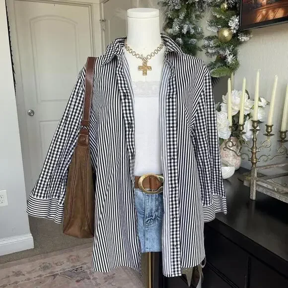 Stripe Blouse - Picture 3 of 4